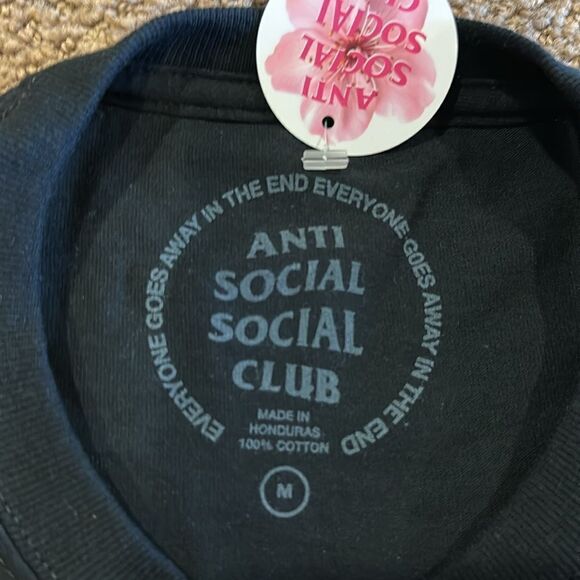 Anti Social Social Club Men’s Black with Red Graphic T-Shirt - Picture 4 of 6